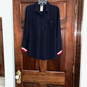 Tommy Hilfiger Womens Navy Button-Down Shirt w Red & White Cuff Stripes MAGNETIC